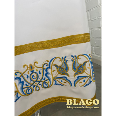 Підризник білий з вишивкою, 154 см