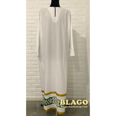 Підризник білий з вишивкою, 154 см