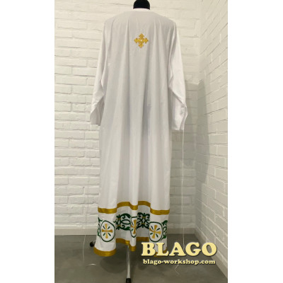 Підризник білий з вишивкою, 154 см