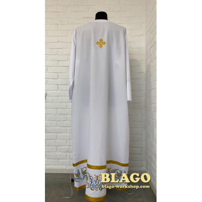 Підризник білий з вишивкою, 154 см