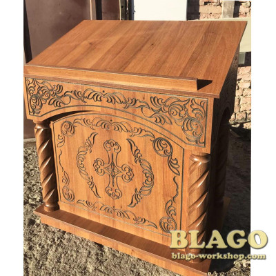 Аналой центральний (тетрапод) дерев'яний з гравіруванням, 90х50х120 см