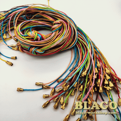 Шнурок для креста, провоскированный с закруткой, цветной, 70см