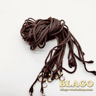 Шнурок для креста, с карабином, коричневый, 70 см