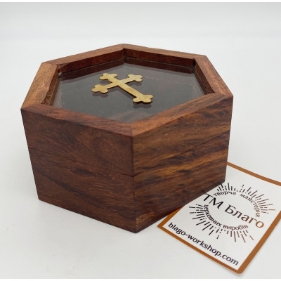Wooden censer (casket), 9x9x5 cm